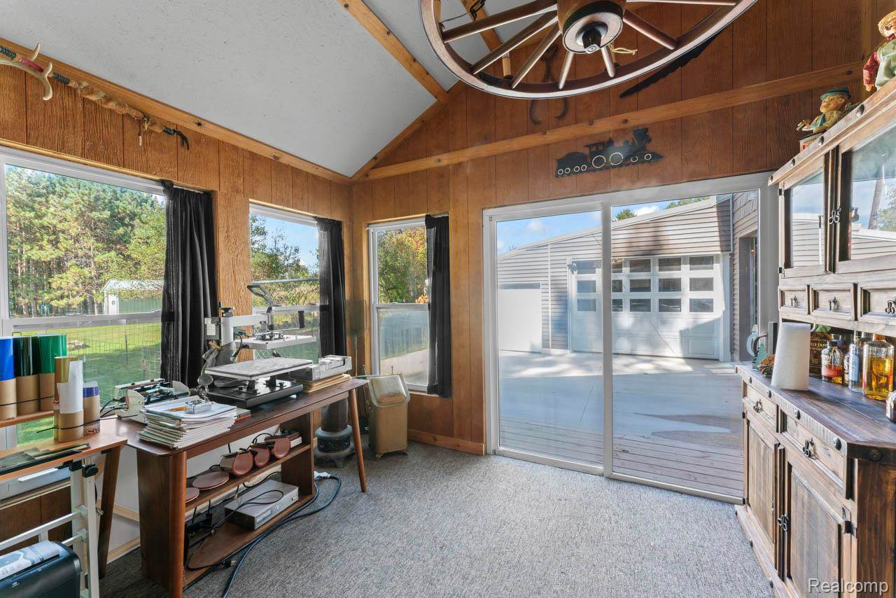 9631 Byron Road, CohoctahTownship_Livingston, MI 48855