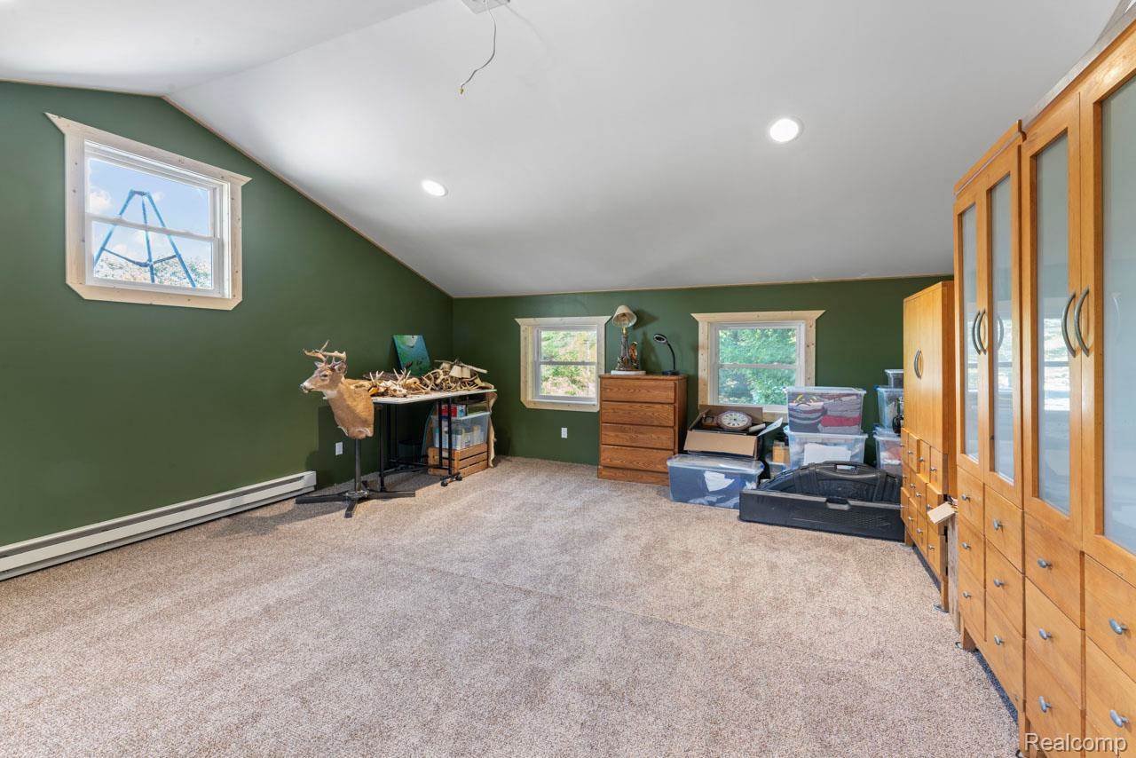 9631 Byron Road, CohoctahTownship_Livingston, MI 48855