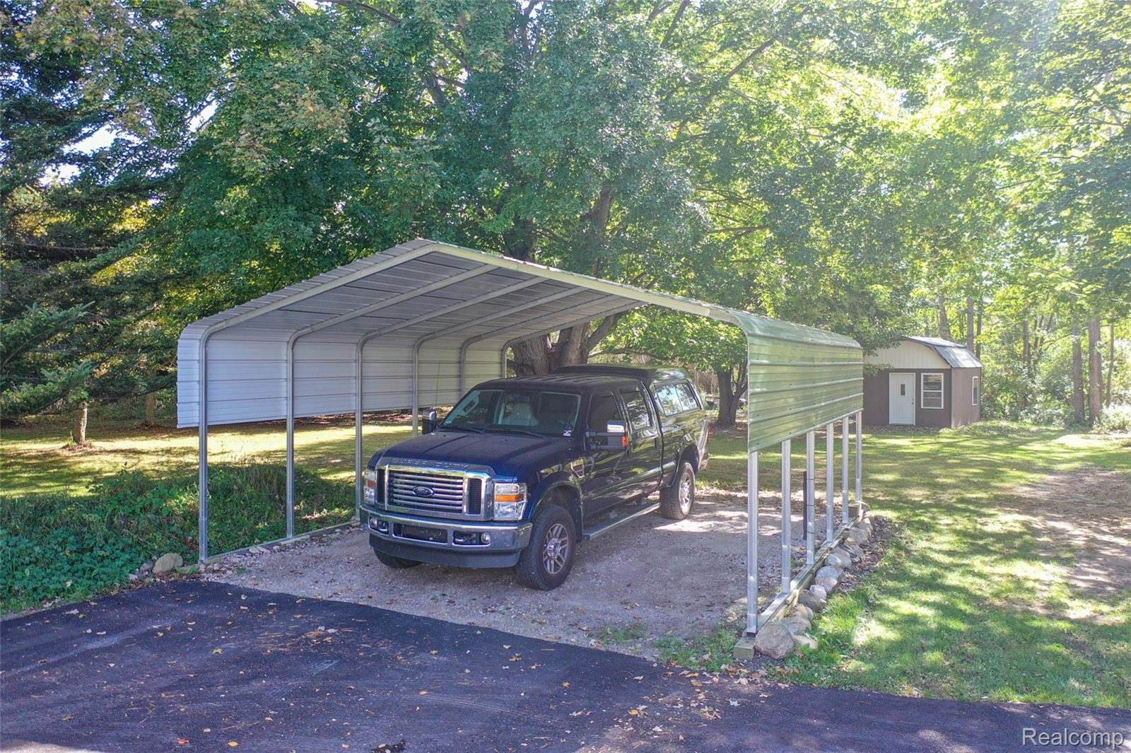 9631 Byron Road, CohoctahTownship_Livingston, MI 48855