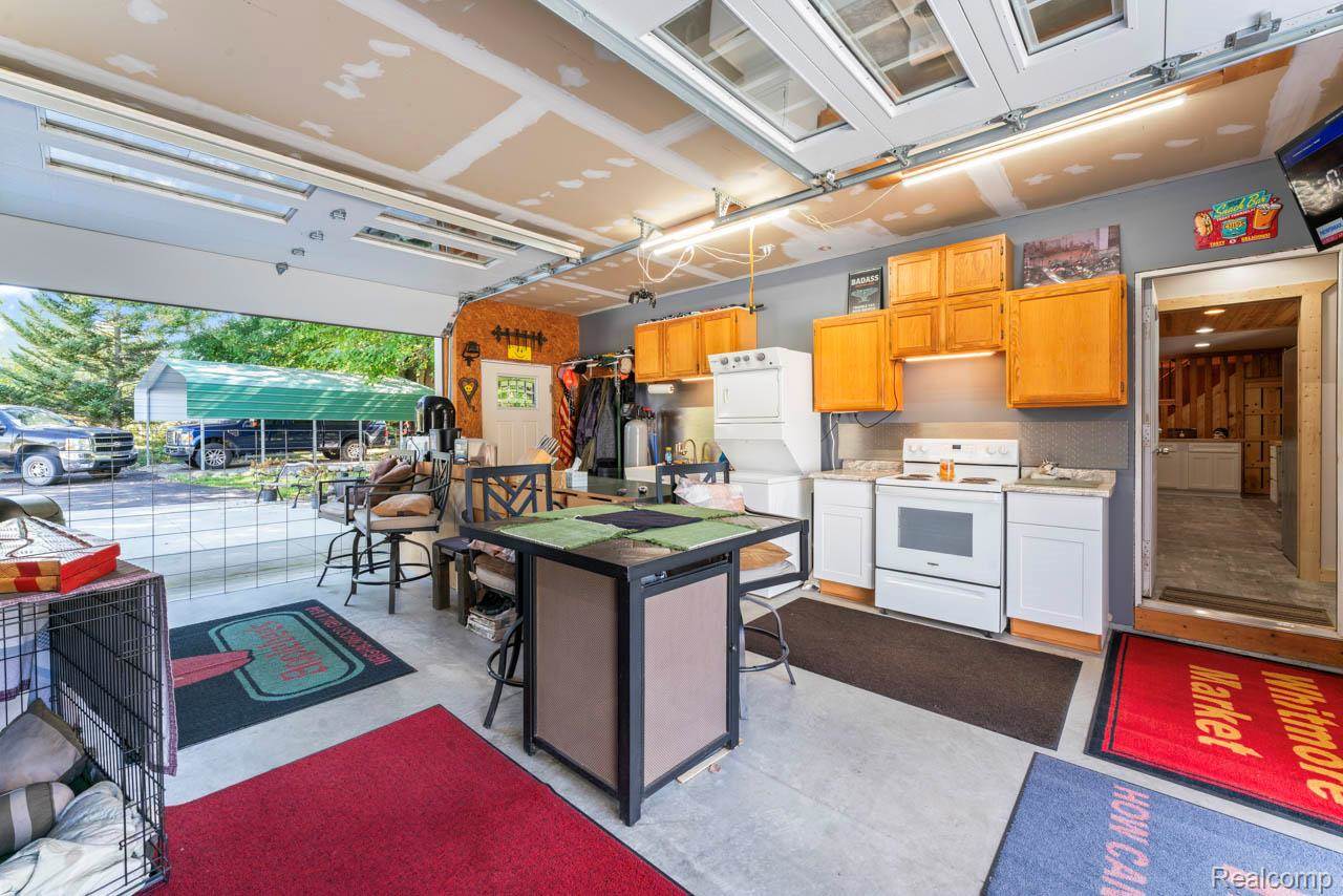 9631 Byron Road, CohoctahTownship_Livingston, MI 48855