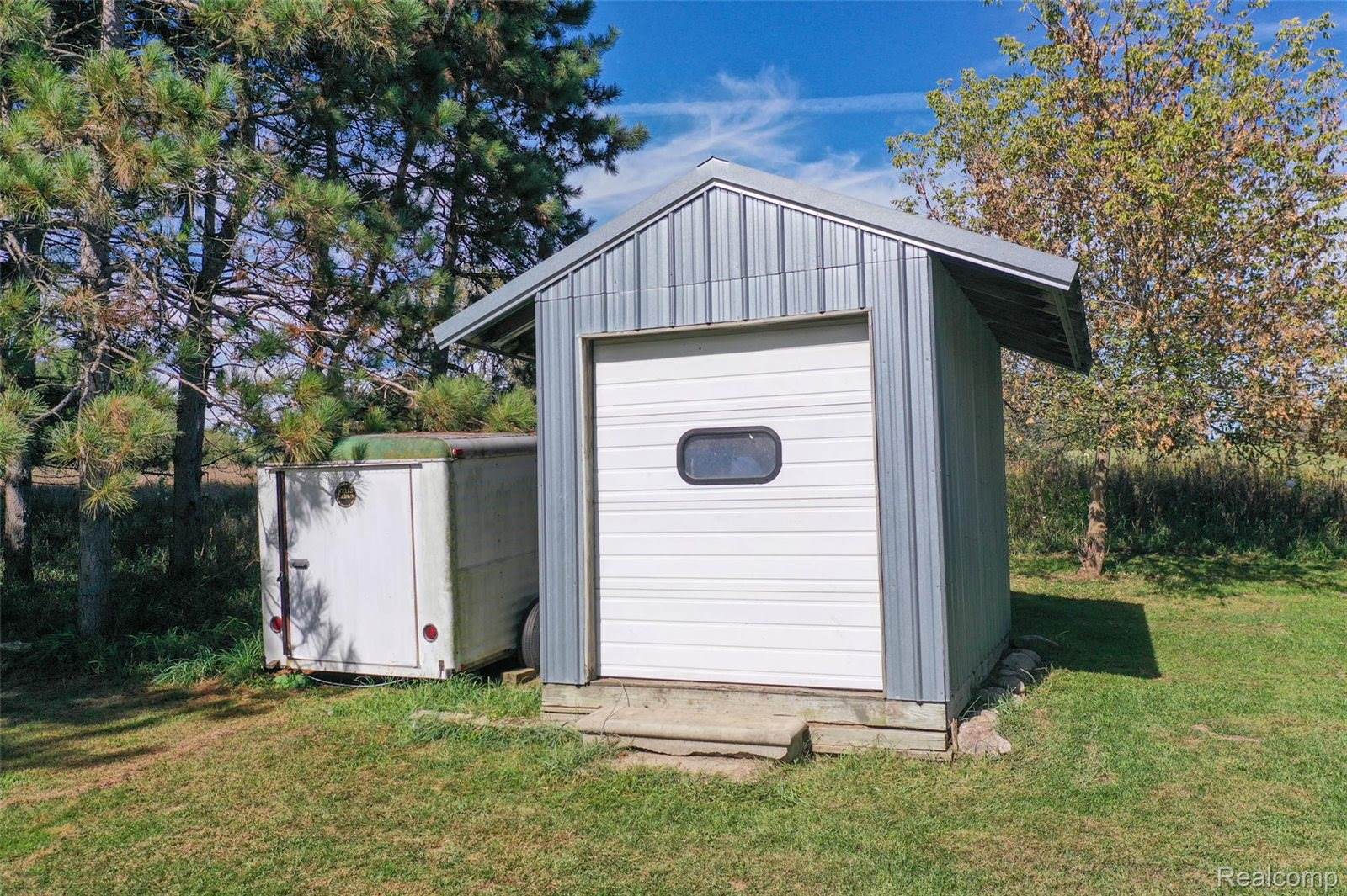 9631 Byron Road, CohoctahTownship_Livingston, MI 48855