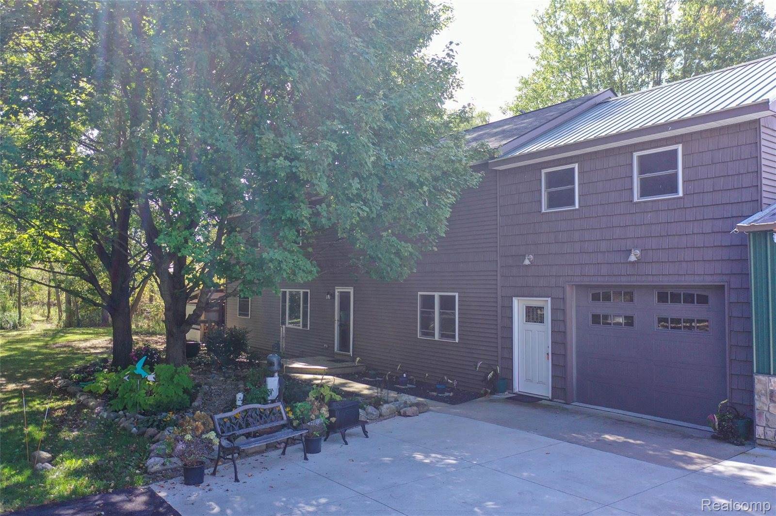 9631 Byron Road, CohoctahTownship_Livingston, MI 48855