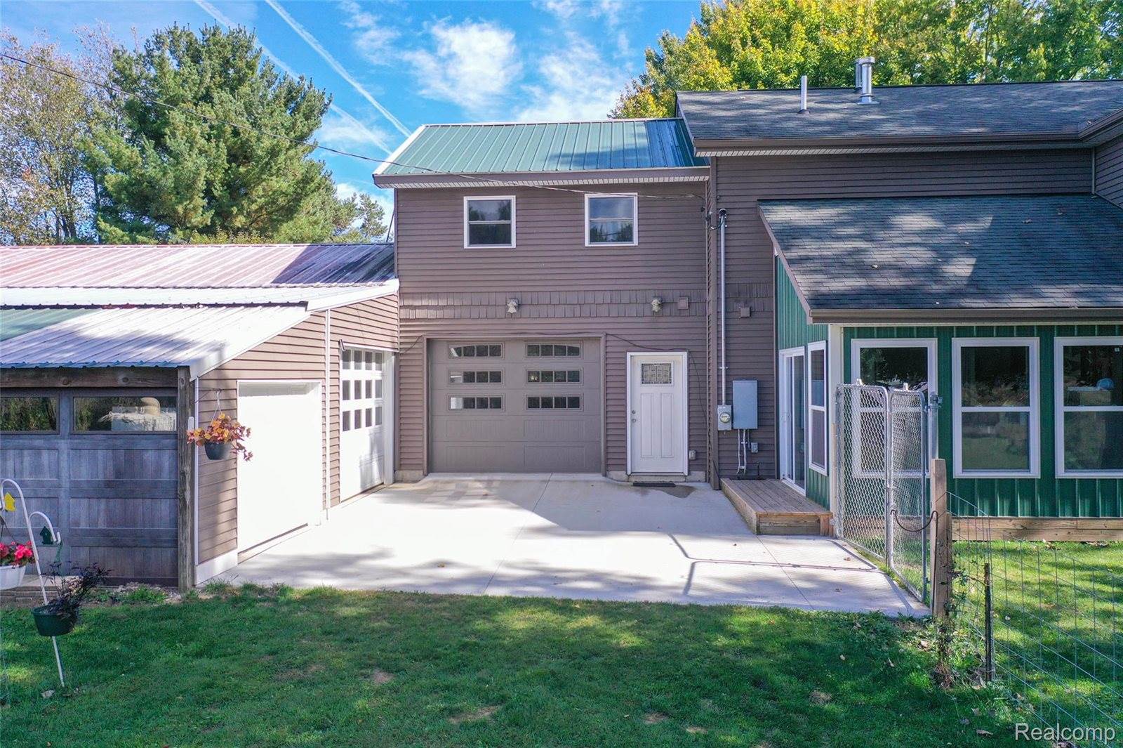 9631 Byron Road, CohoctahTownship_Livingston, MI 48855