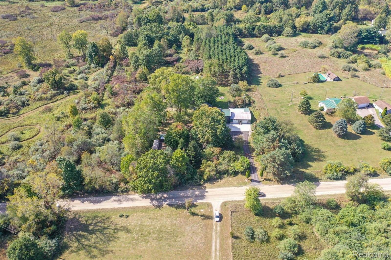 9631 Byron Road, CohoctahTownship_Livingston, MI 48855