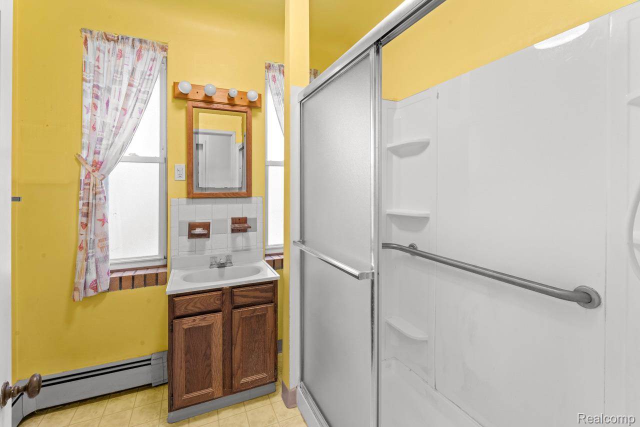 11180 Spencer Road, BrightonCity_Livingston, MI 48114