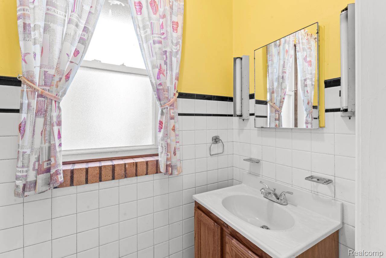 11180 Spencer Road, BrightonCity_Livingston, MI 48114