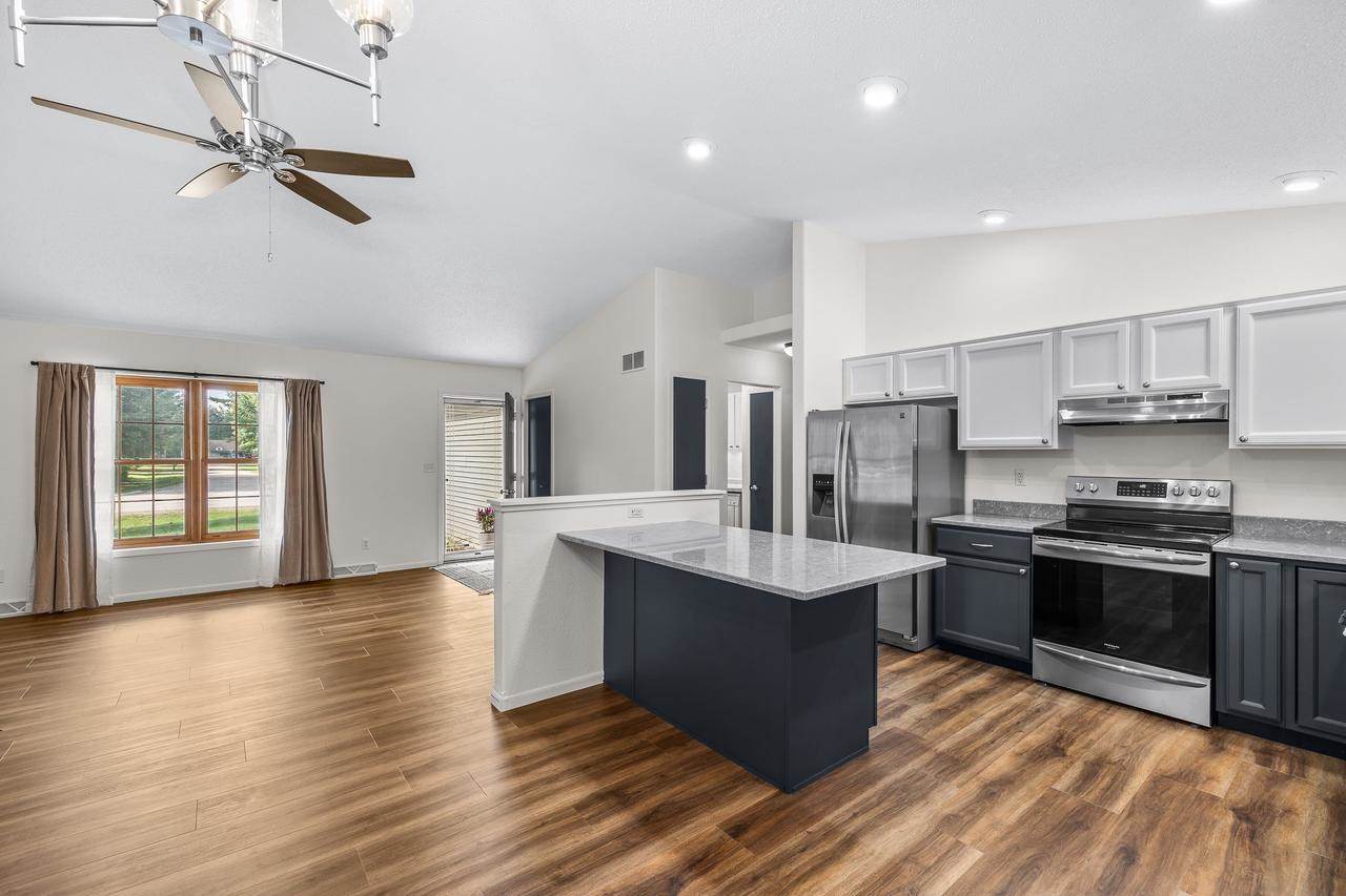 2201 W Breezewood Court, Plover, WI 54467