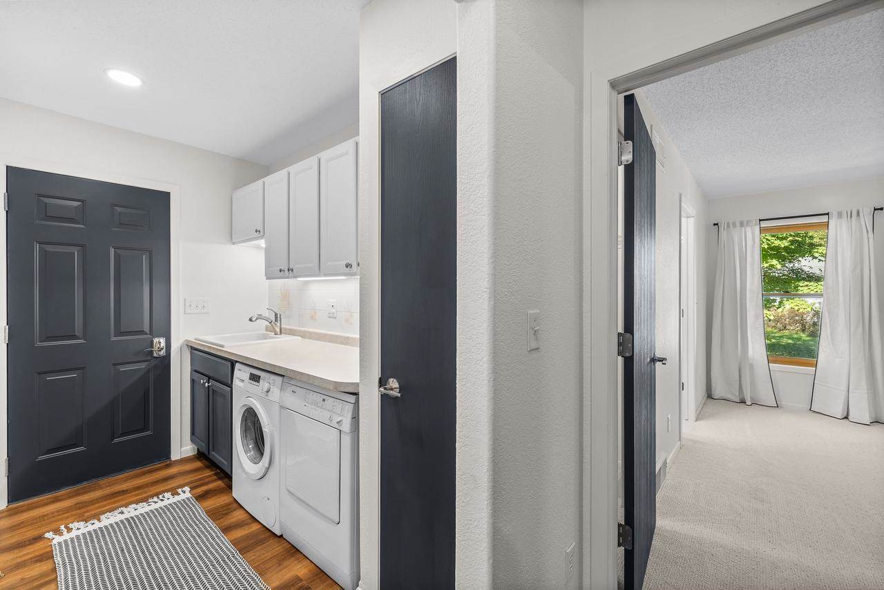 2201 W Breezewood Court, Plover, WI 54467