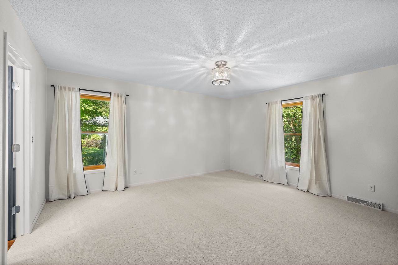 2201 W Breezewood Court, Plover, WI 54467