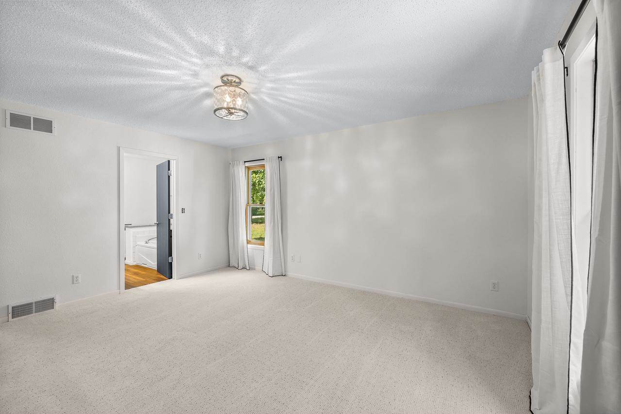 2201 W Breezewood Court, Plover, WI 54467