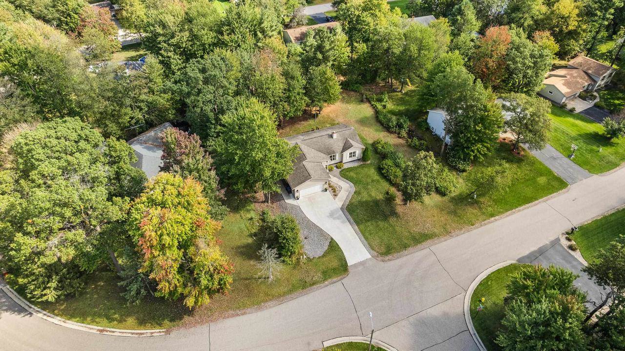 2201 W Breezewood Court, Plover, WI 54467