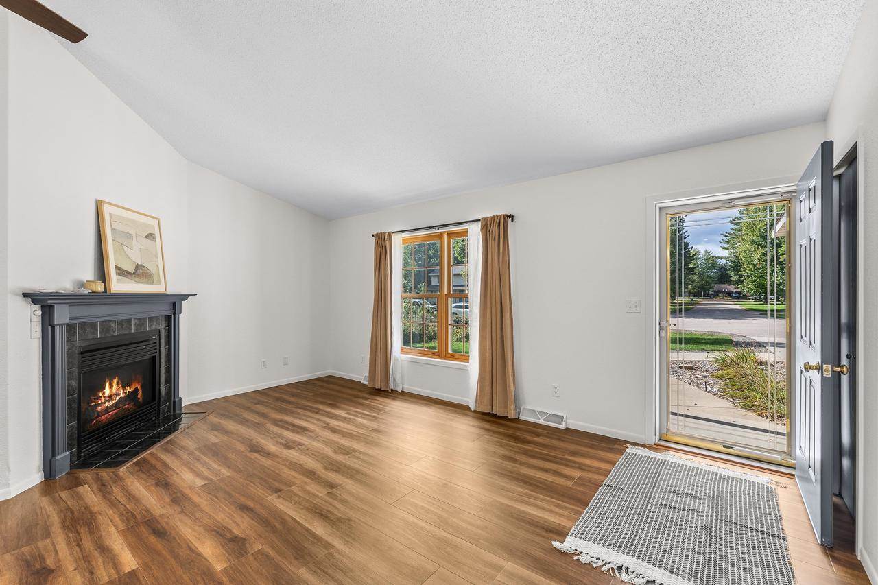 2201 W Breezewood Court, Plover, WI 54467