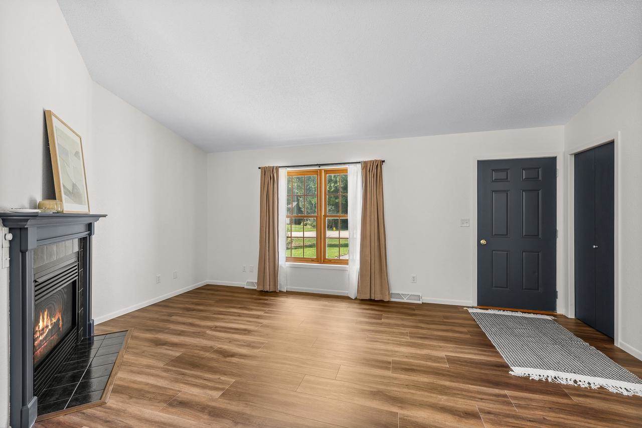 2201 W Breezewood Court, Plover, WI 54467