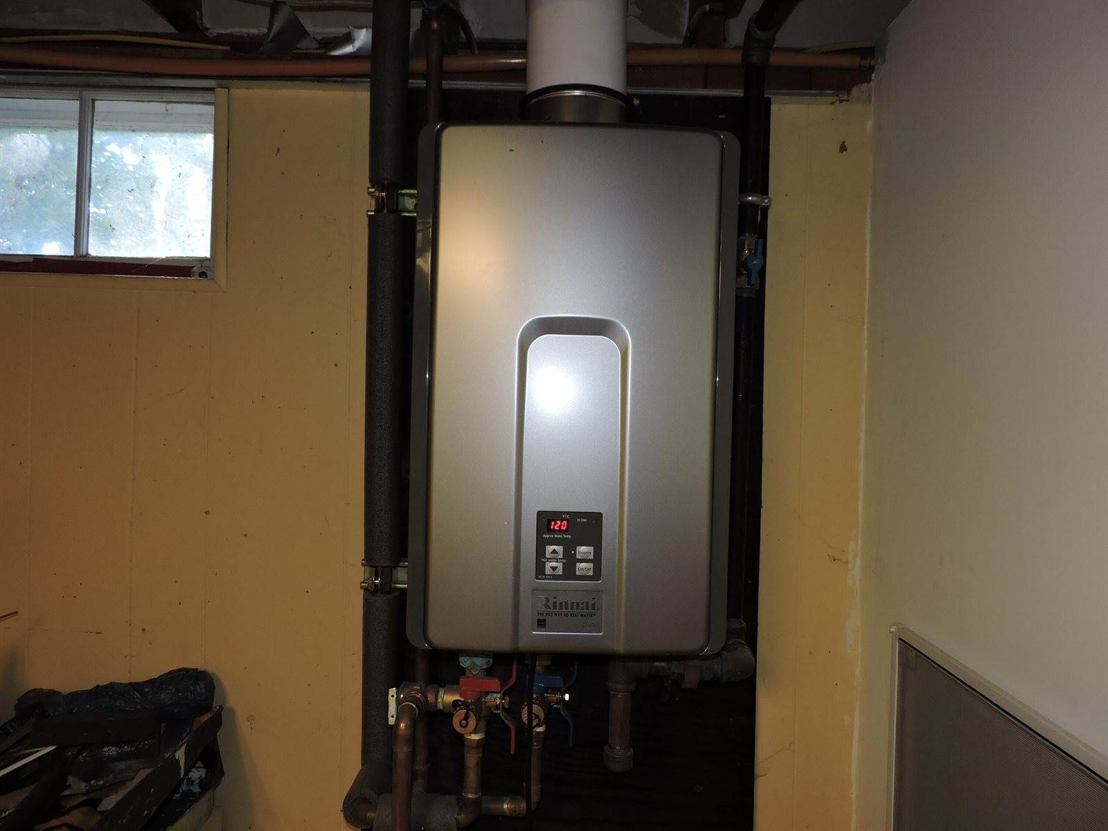 82 Townsend Road, Augusta, ME 04330