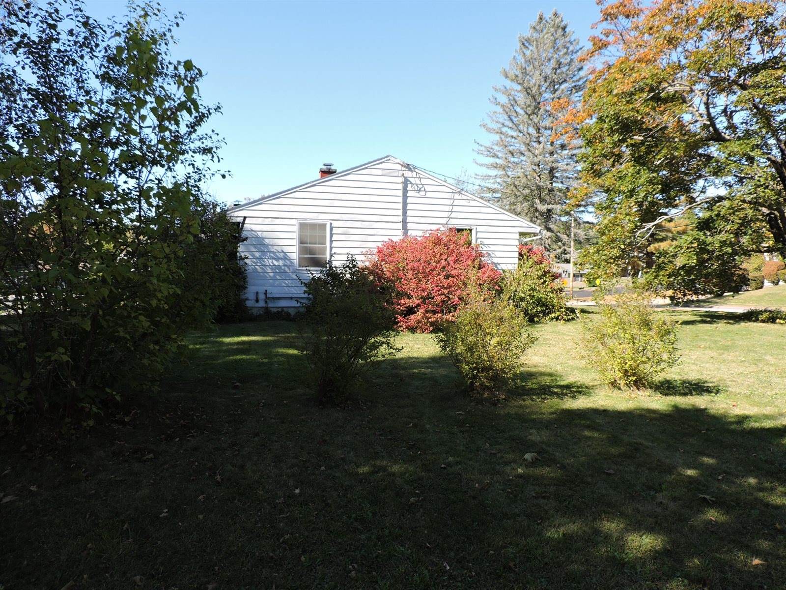 82 Townsend Road, Augusta, ME 04330