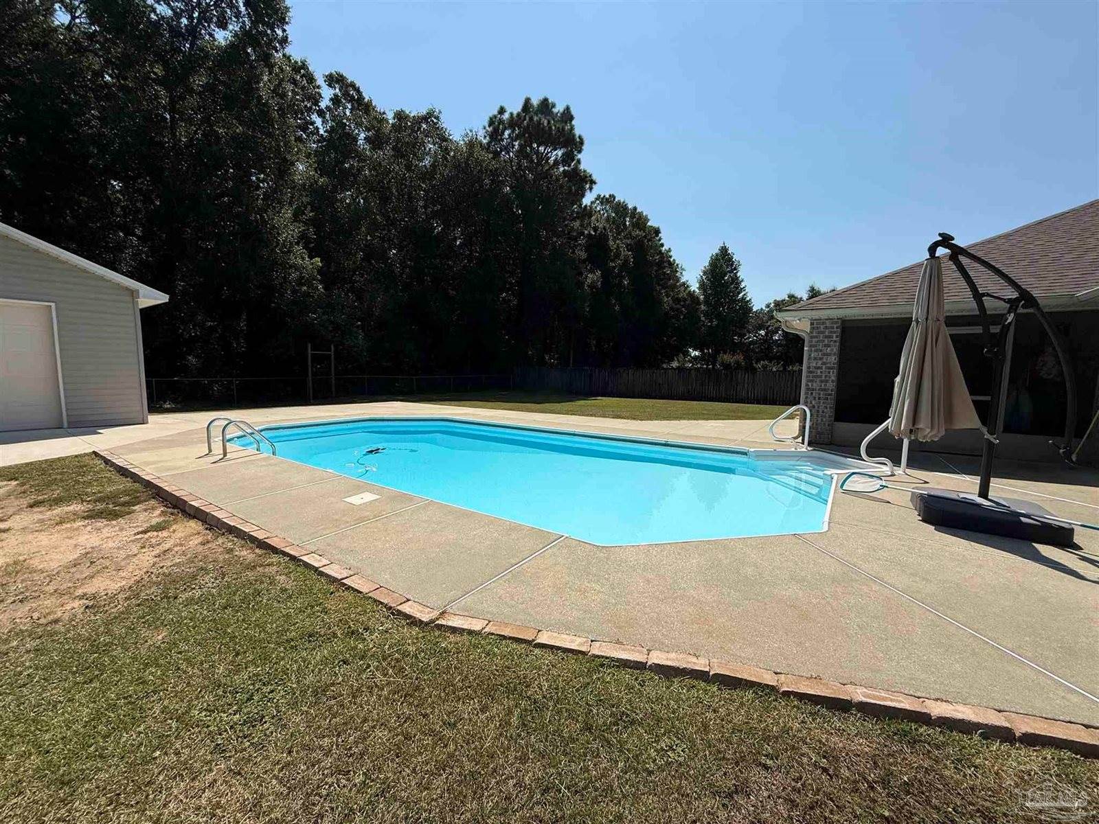 5819 Hermitage Cir, Milton, FL 32570