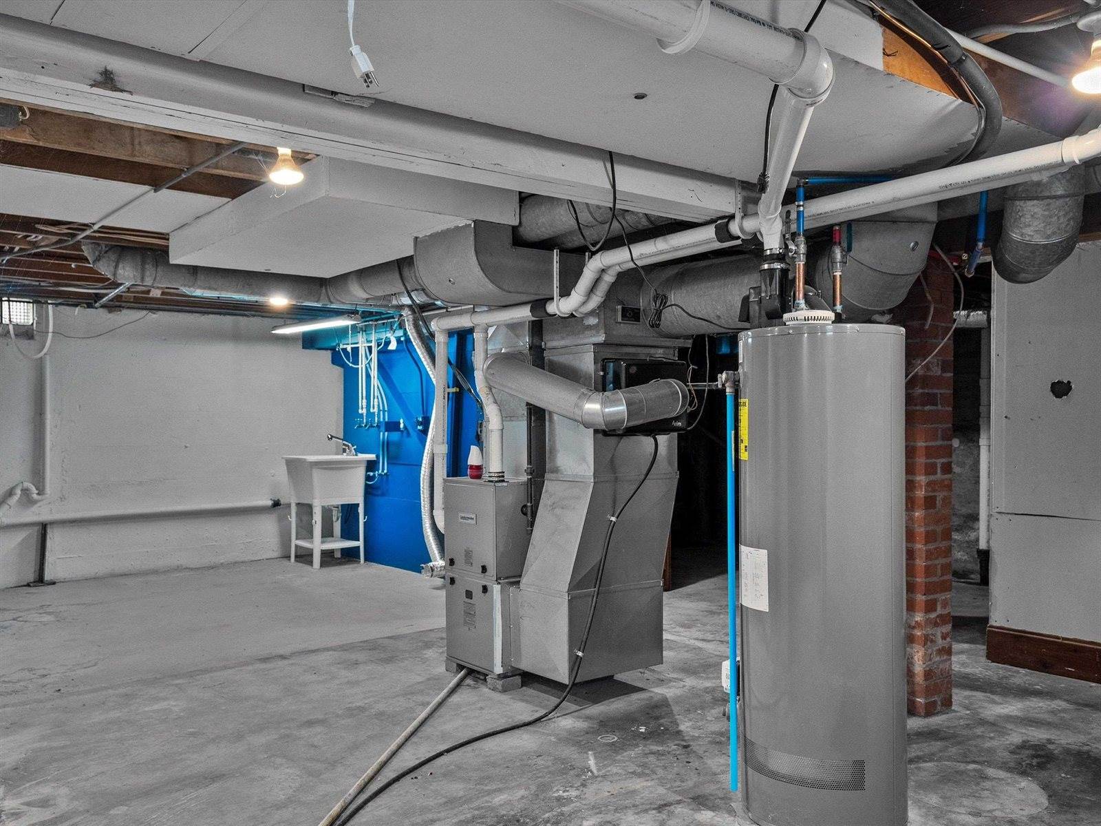 907 S Oak Avenue, Marshfield, WI 54449