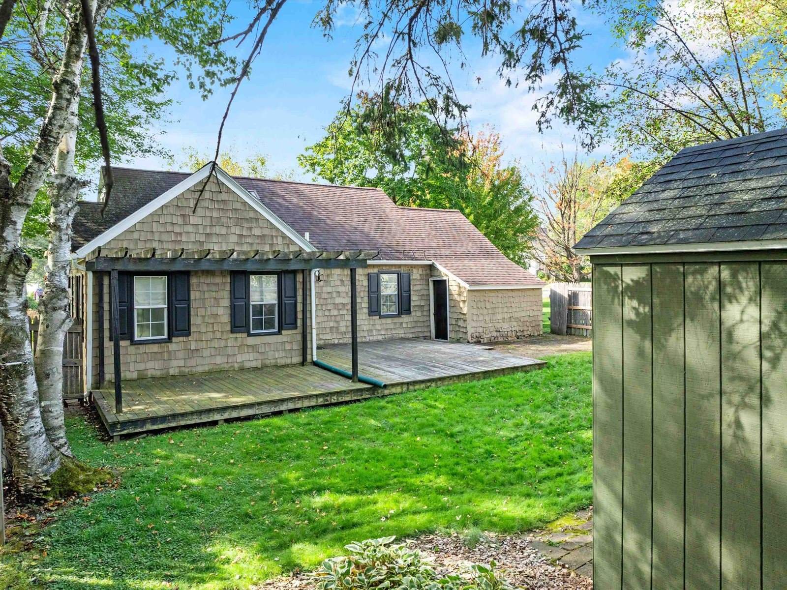 907 S Oak Avenue, Marshfield, WI 54449