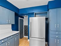 907 S Oak Avenue, Marshfield, WI 54449