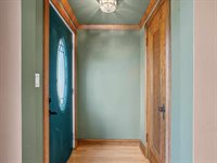 907 S Oak Avenue, Marshfield, WI 54449