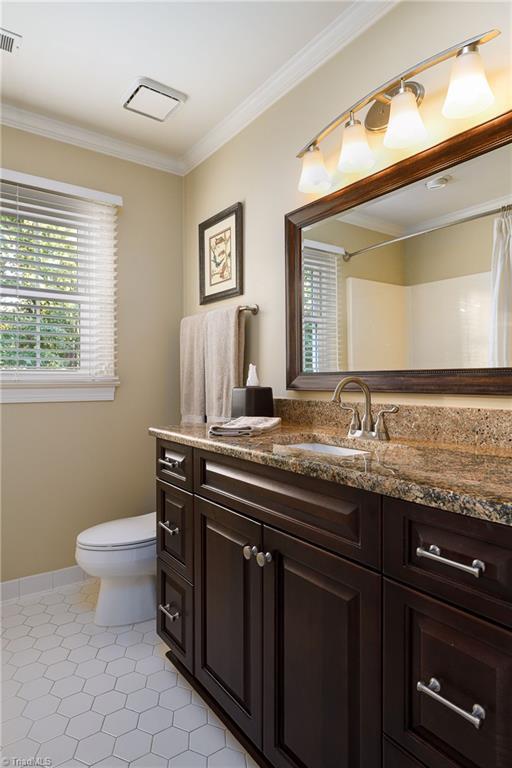 5642 Regents Park Road, Kernersville, NC 27284