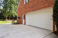 5642 Regents Park Road, Kernersville, NC 27284