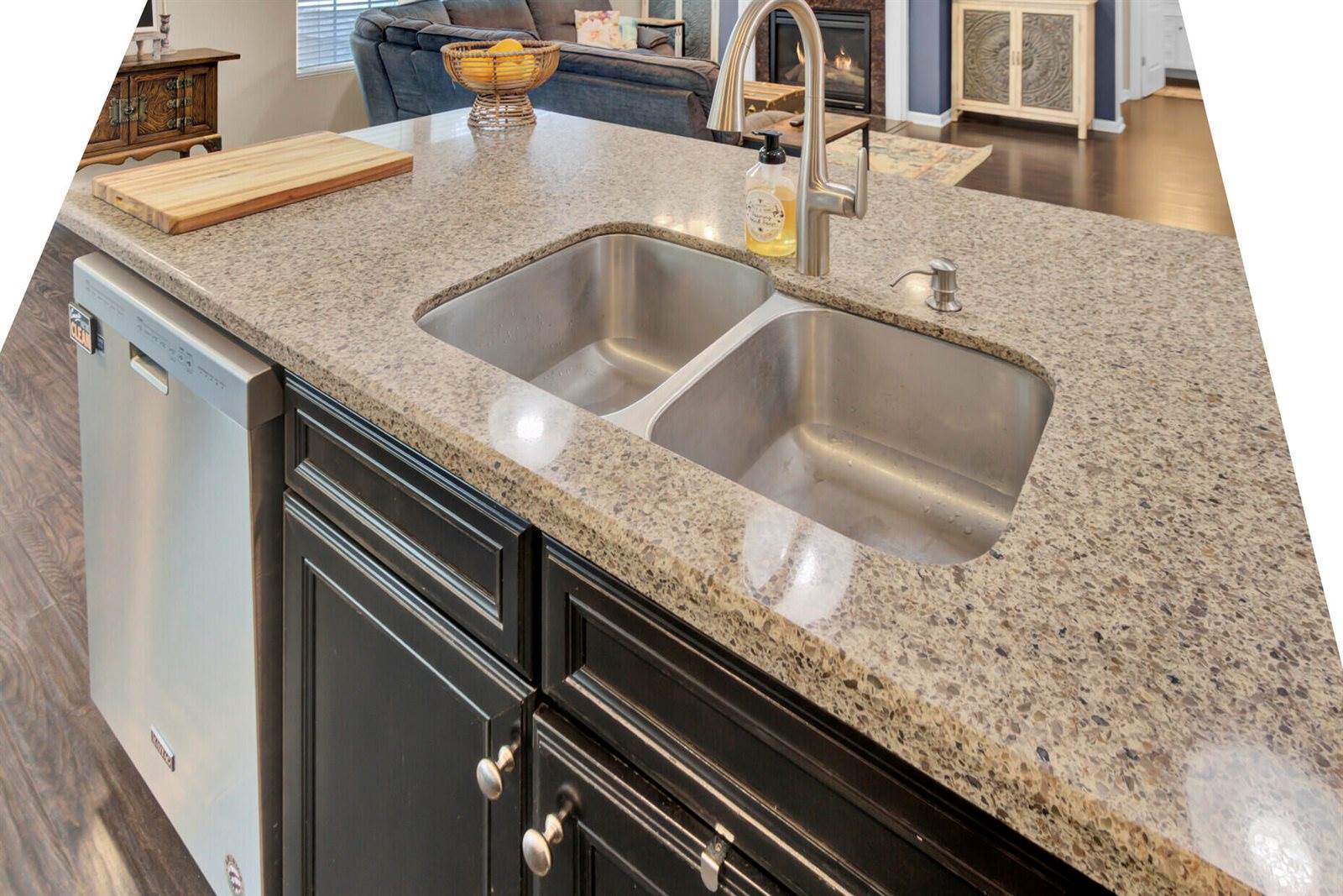 1052 Victoria Pointe Lane, Summerville, SC 29485