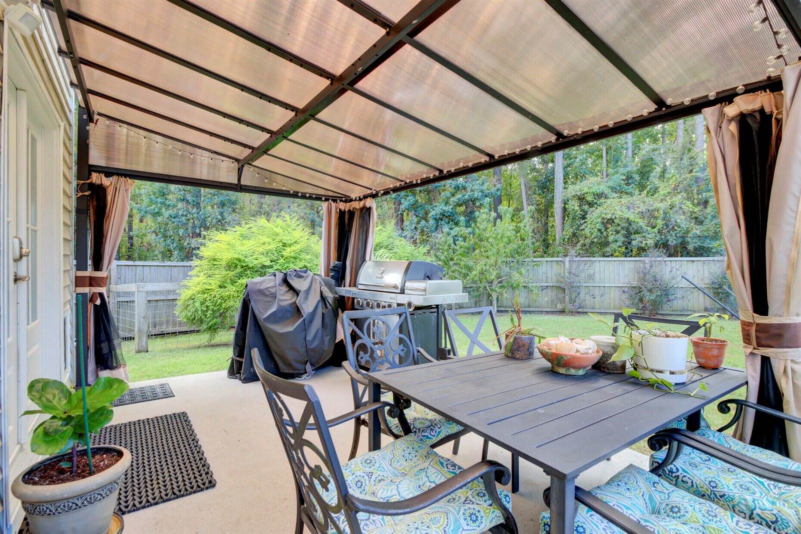 1052 Victoria Pointe Lane, Summerville, SC 29485