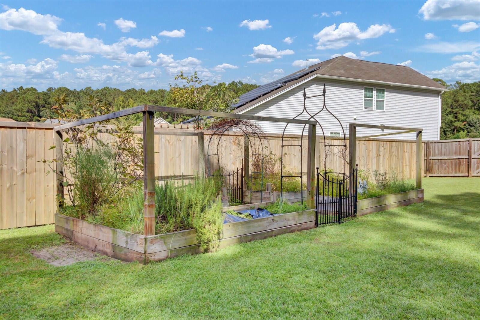 1052 Victoria Pointe Lane, Summerville, SC 29485