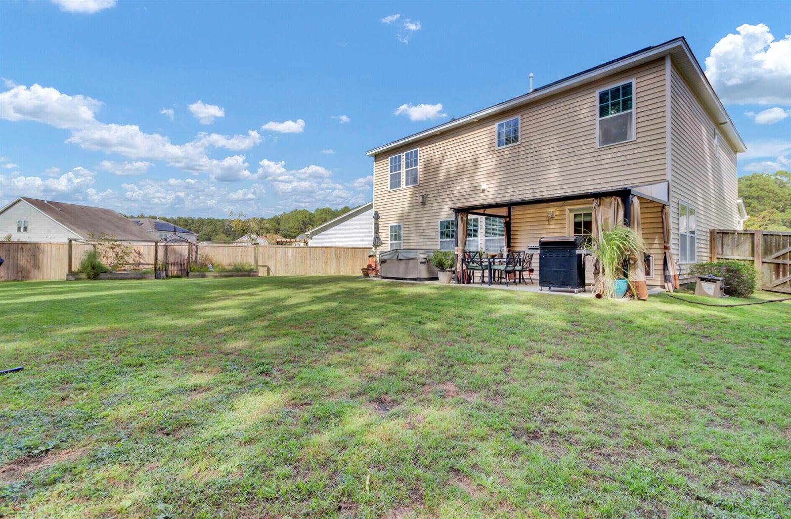 1052 Victoria Pointe Lane, Summerville, SC 29485