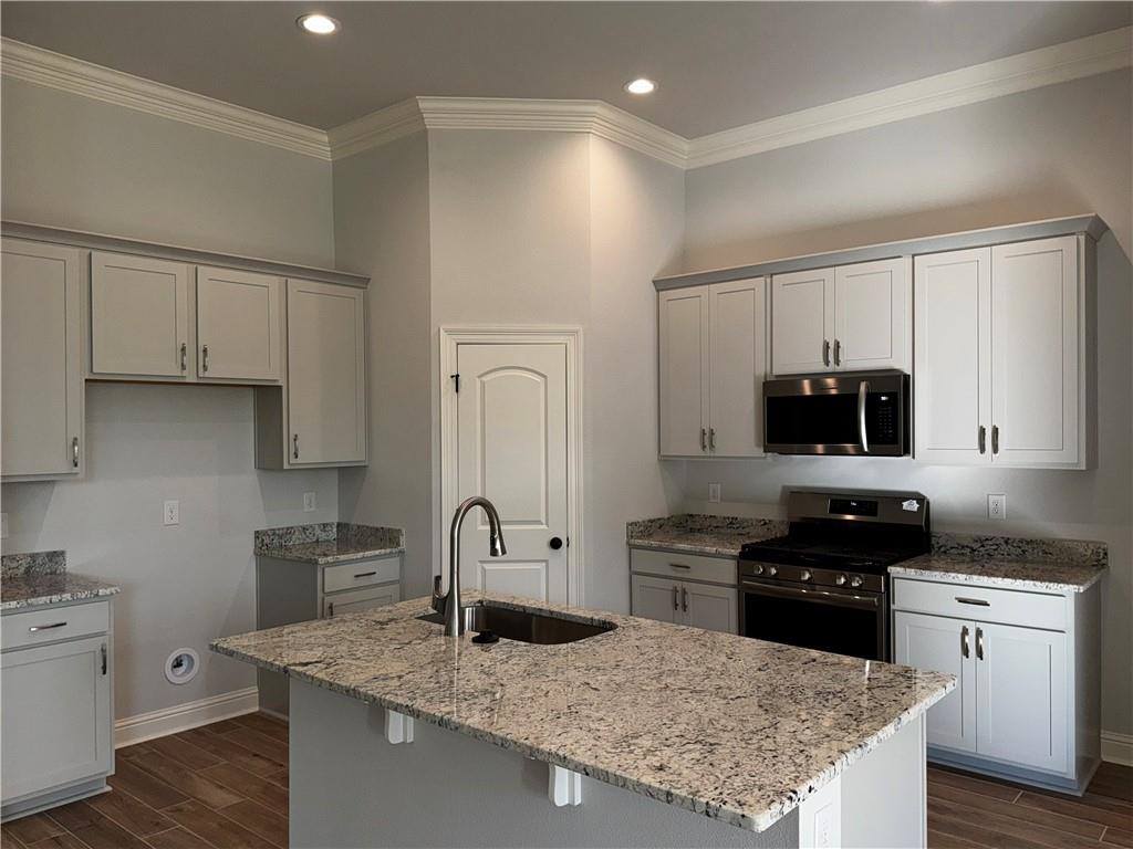 42242 Blue Bay Drive, Ponchatoula, LA 70454