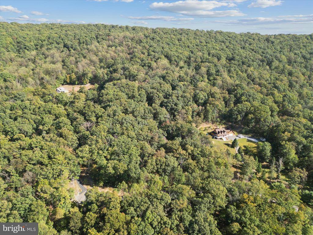 Potters Court, Gerrardstown, WV 25420