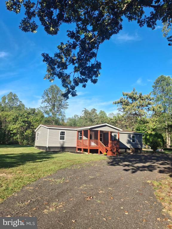 8513 Wilderness Woods, Rhoadesville, VA 22542