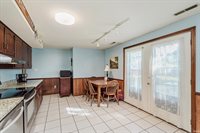 40 Maple Court, Hartford City, IN 47348