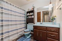 40 Maple Court, Hartford City, IN 47348