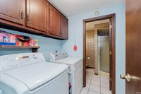 40 Maple Court, Hartford City, IN 47348