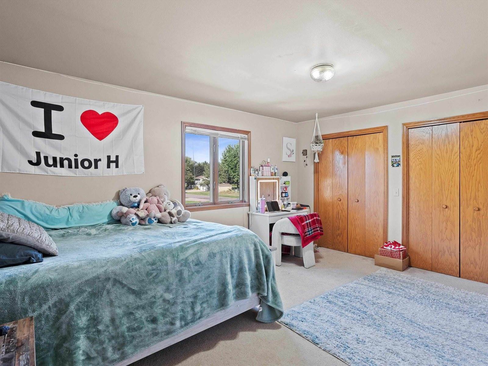 1505 N Hume Avenue, Marshfield, WI 54449