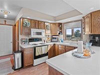 1505 N Hume Avenue, Marshfield, WI 54449