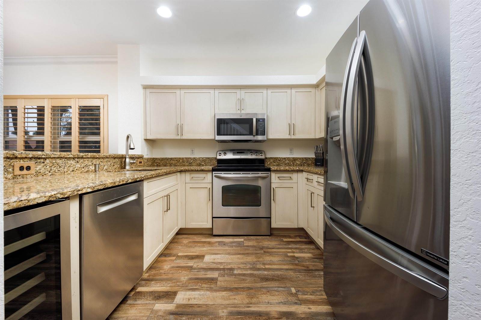 9490 South Military Trail, #2, Boynton Beach, FL 33436