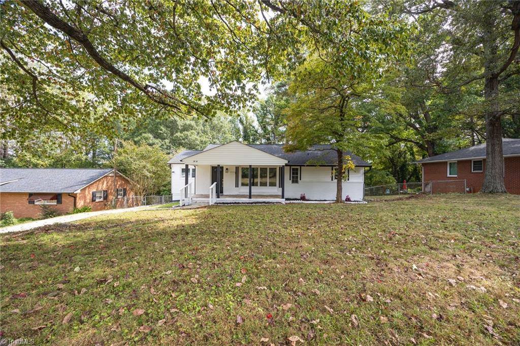 2434 New Walkertown Road, Winston-Salem, NC 27101