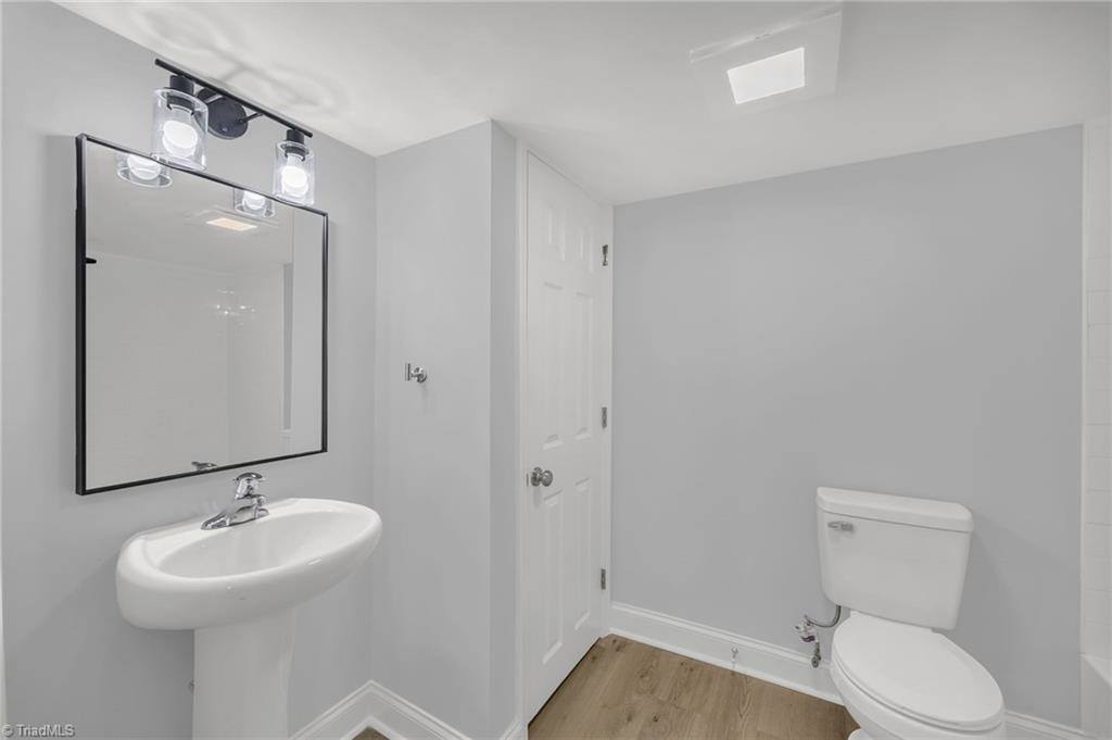 2434 New Walkertown Road, Winston-Salem, NC 27101