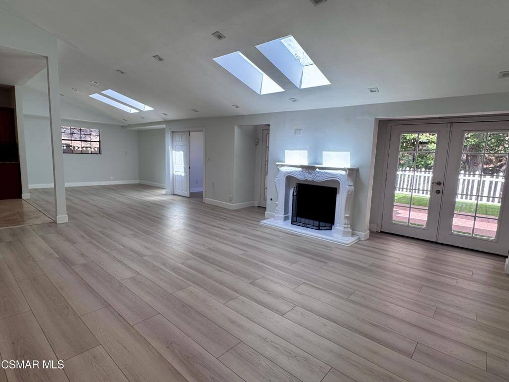 20445 Miranda Street, Woodland Hills, CA 91367