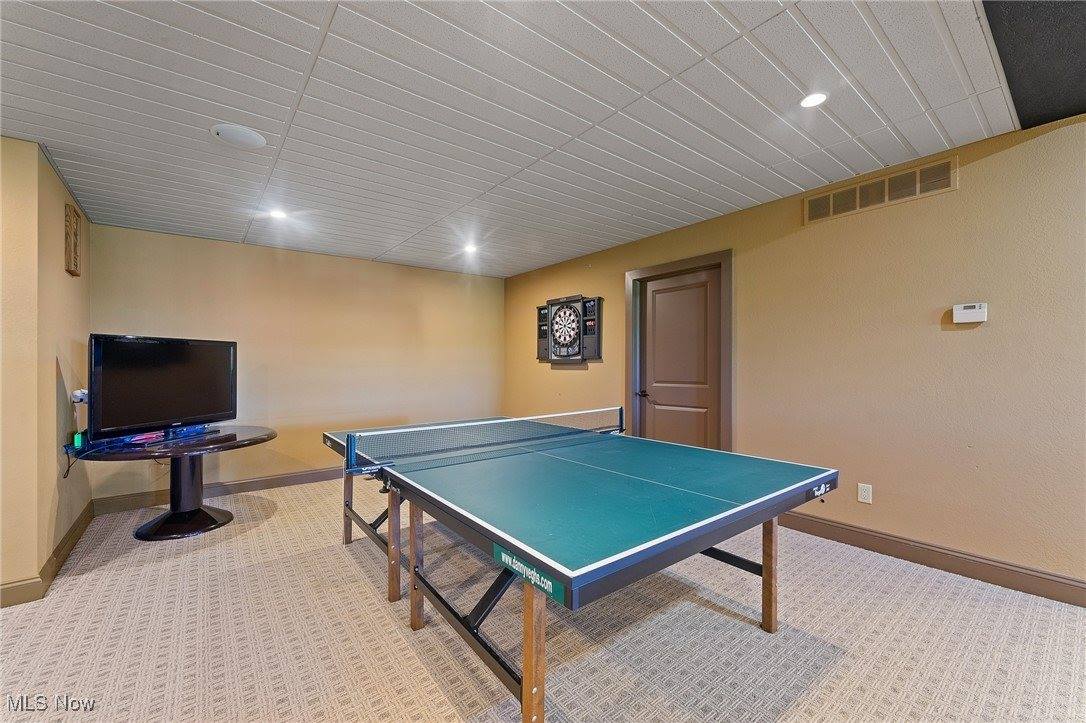 8068 Maplevale Drive, Canfield, OH 44406