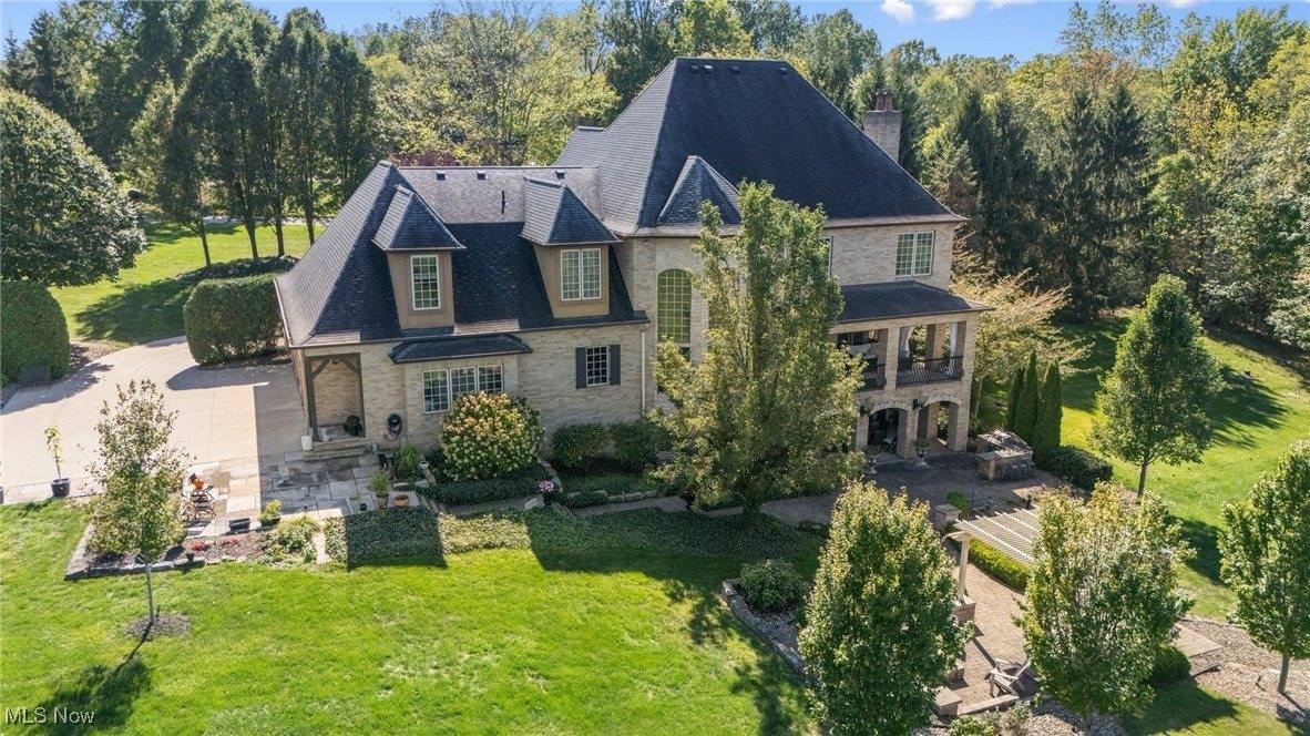 8068 Maplevale Drive, Canfield, OH 44406