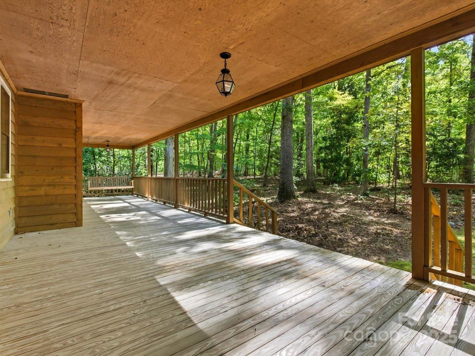 100 Canterbury Lane, Matthews, NC 28104