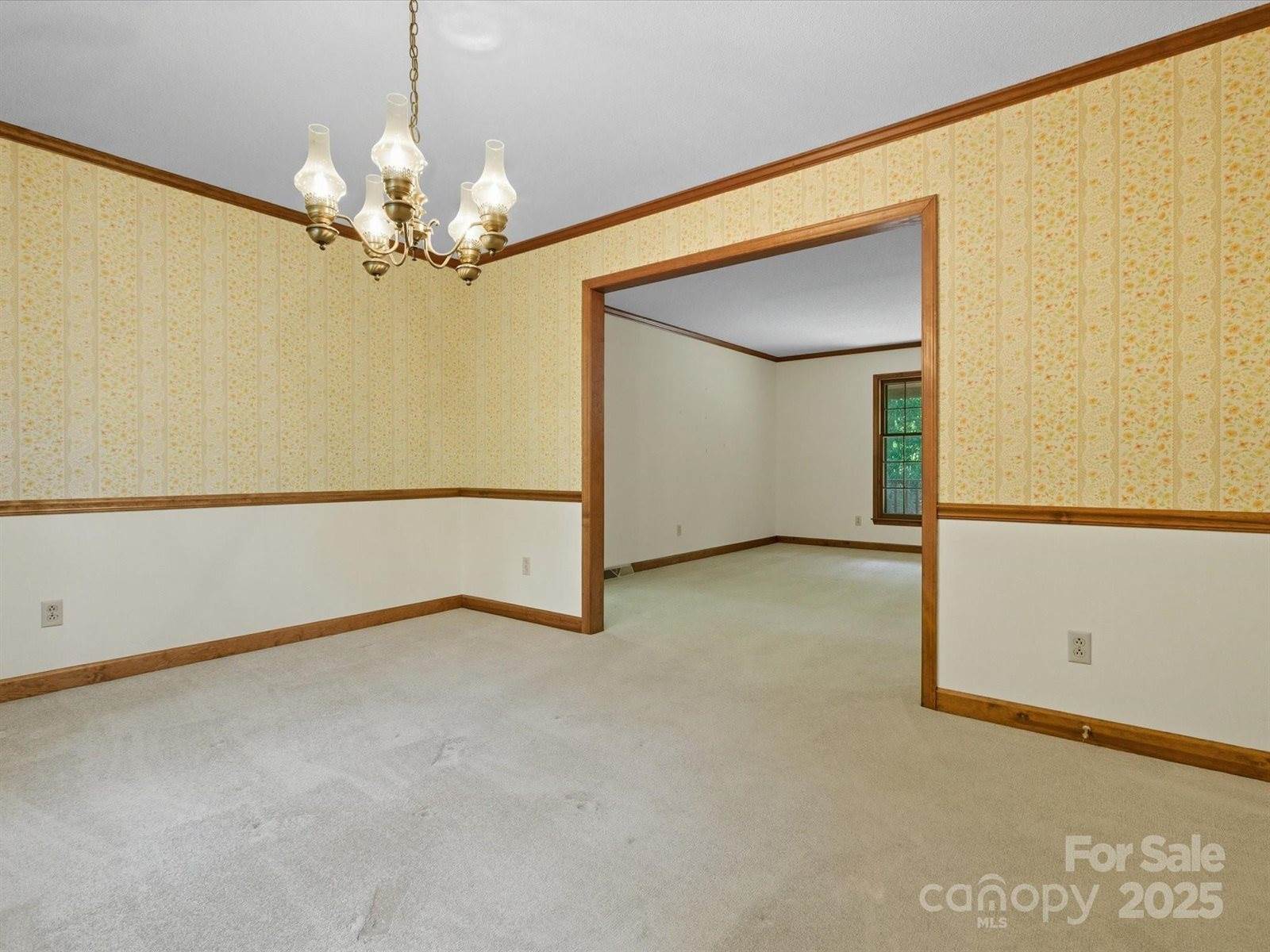 100 Canterbury Lane, Matthews, NC 28104