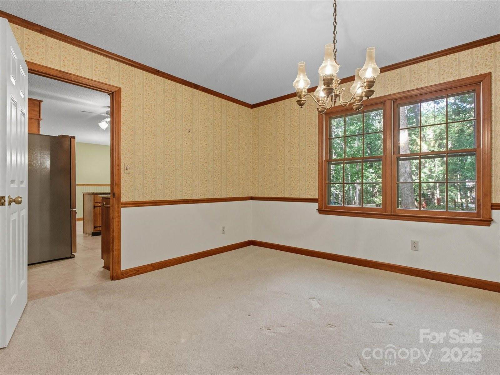 100 Canterbury Lane, Matthews, NC 28104