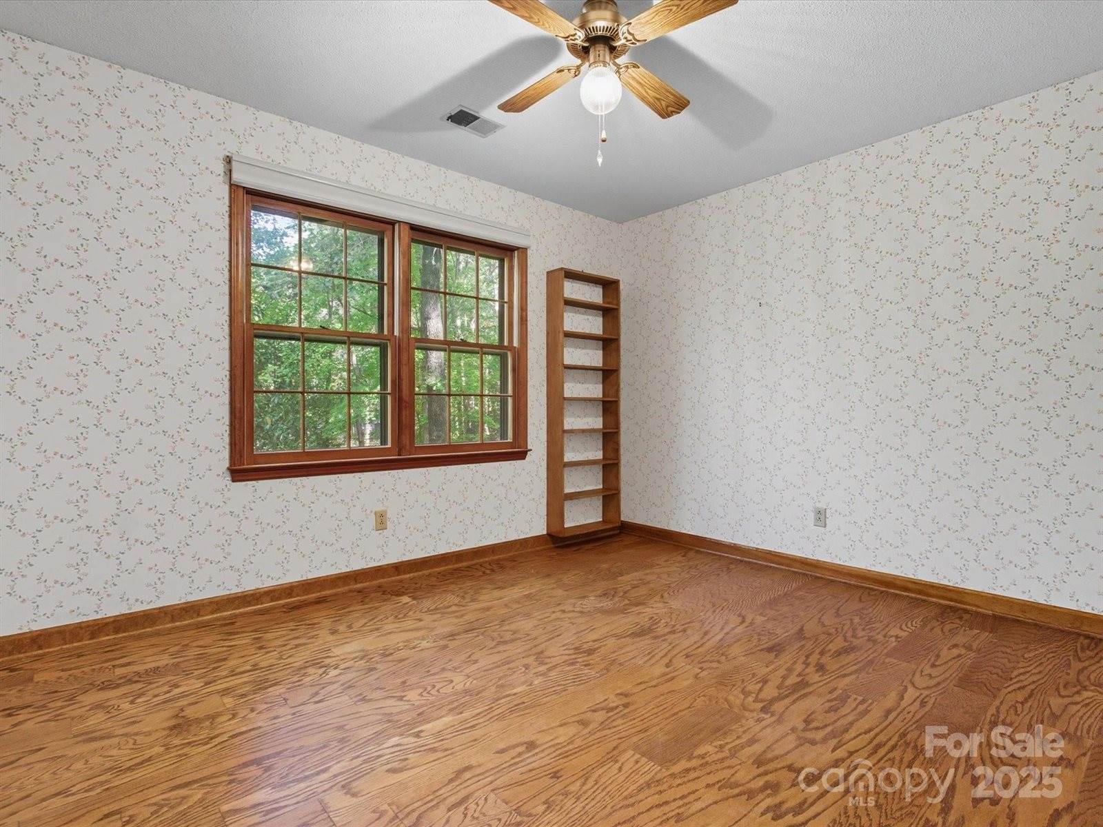 100 Canterbury Lane, Matthews, NC 28104