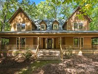 100 Canterbury Lane, Matthews, NC 28104