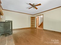 100 Canterbury Lane, Matthews, NC 28104